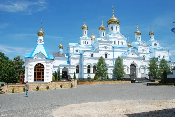 Klasztor Świętej Spirit June 2018 — Zdjęcie stockowe