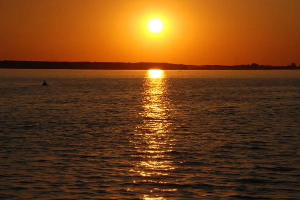 Lake Svitiaz Volyn bölgesi. Ukrayna