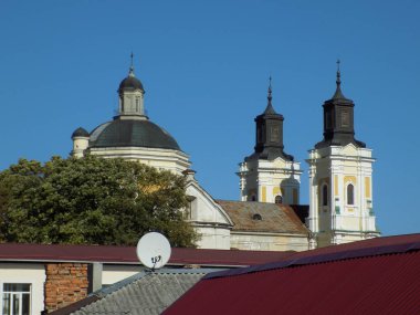 Şekil Değiştirme Katedrali.