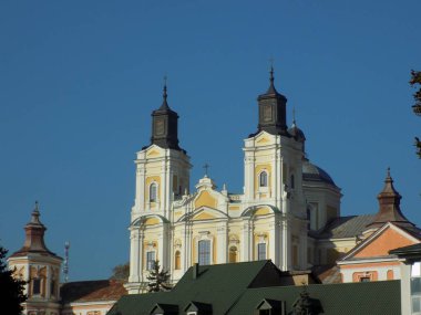 Şekil Değiştirme Katedrali.