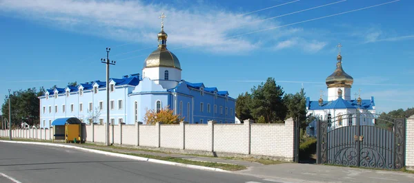 Μονή Της Αγίας Τριάδας Άννα Στην Πόλη Της Slavuta Khmelnytsky — Φωτογραφία Αρχείου