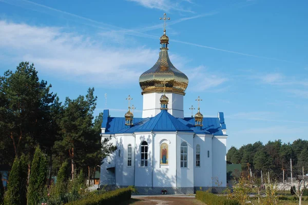Kyrkan Den Heliga Treenigheten Anna Staden Slavuta Chmelnitskij Regionen Ukraina — Stockfoto