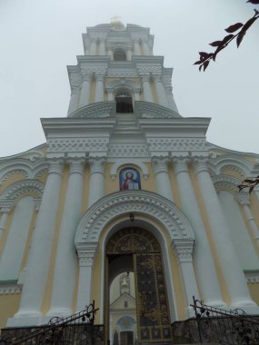 Ortodoks Kiliselerinin Altın Kubbesi