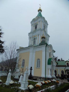 Ortodoks Kiliselerinin Altın Kubbesi