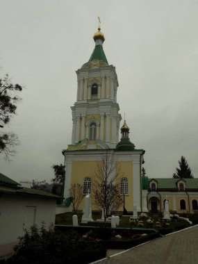 Ortodoks Kiliselerinin Altın Kubbesi