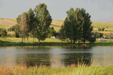 Göl kenarına Köyü