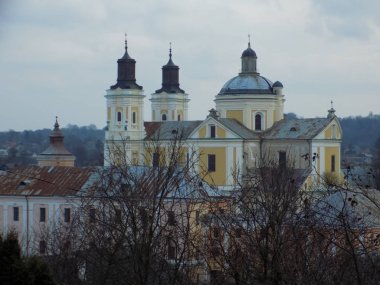 Şekil Değiştirme Katedrali.