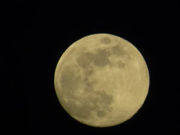 Луна Является Единственным Естественным Спутником Планеты Земля — стоковое фото