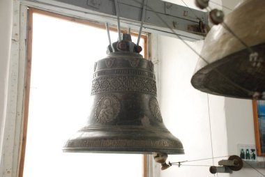 Kutsal Epifani Manastırını ara.