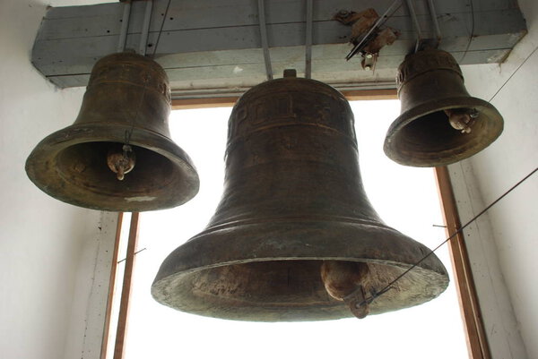 Позвони в Богоявленский монастырь