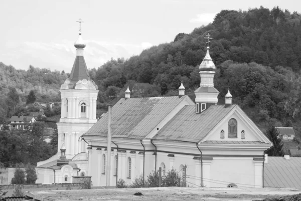 Monascheskyj Gebäude Dreikönigskloster — Stockfoto