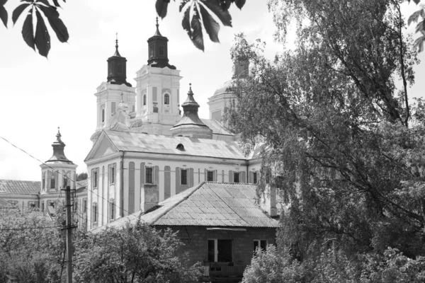 Şekil Değiştirme Katedrali.