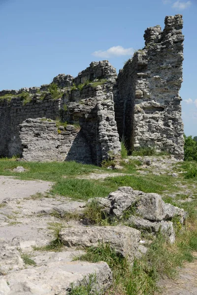 Mura Difensive Del Vecchio Castello Distrutto — Foto Stock