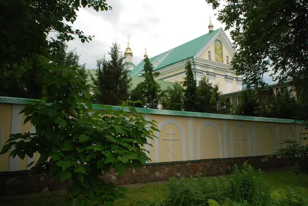 Luostari Rakennus Loppiainen Luostari — kuvapankkivalokuva