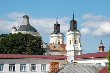 Şekil Değiştirme Katedrali.