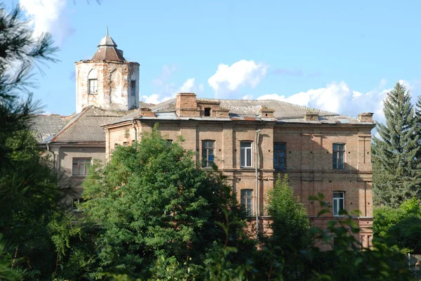 Antik çağlarda Kontes Dzembovskoyi 'nin eski malikanesi