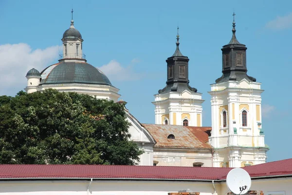 Şekil Değiştirme Katedrali.