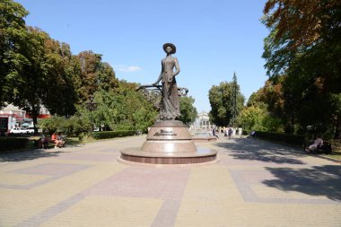 Köşedeki tiyatro meydanı Ternopil.Ukrayna