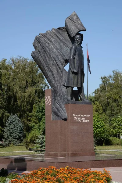 Pomník Stepan Bandera — Stock fotografie