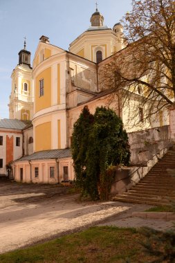 Şekil Değiştirme Katedrali.