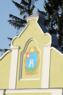 Kremenets 'in arması, Kremenets' in Ternopil bölgesinin resmi kraliyet sembolüdür..