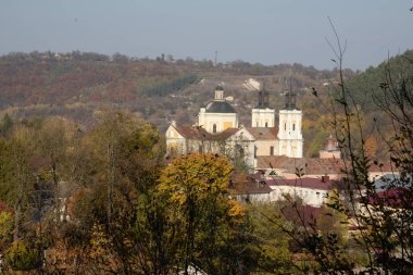 Şekil Değiştirme Katedrali.