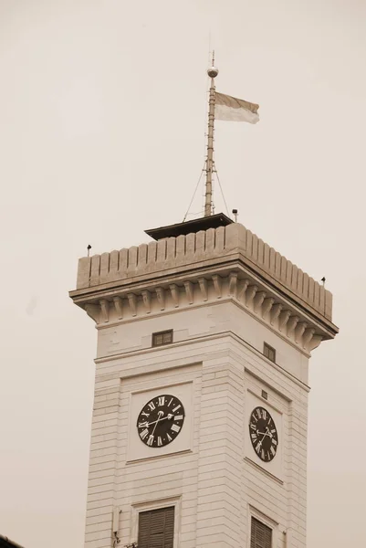 リヴィウ市役所の一般的な眺め — ストック写真