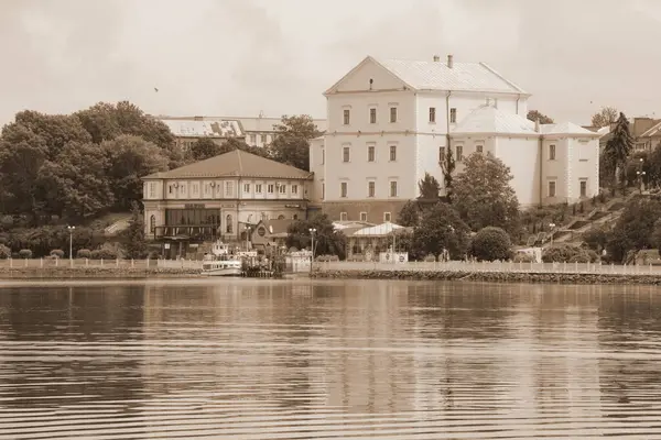 Stary Zamek Lub Tarnopol Jest Zabytkiem Architektury Znaczeniu Narodowym — Zdjęcie stockowe