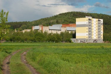 Pencereden şehre olan manzara.