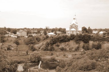 Pencereden şehre olan manzara.