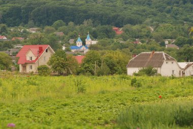 Pencereden şehre olan manzara.