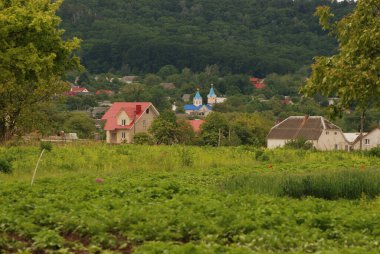 Pencereden şehre olan manzara.