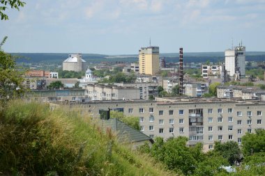 Pencereden şehre olan manzara.