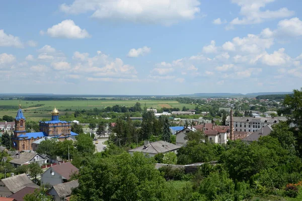 Utsikten Från Fönstret Till Staden — Stockfoto