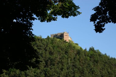    Castle Hill 'in genel manzarası