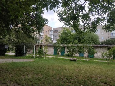 Pencereden şehre olan manzara.