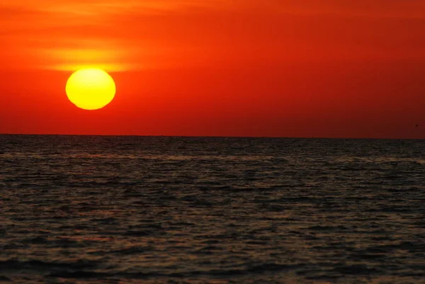 Salida Del Sol Sobre Mar — Foto de Stock