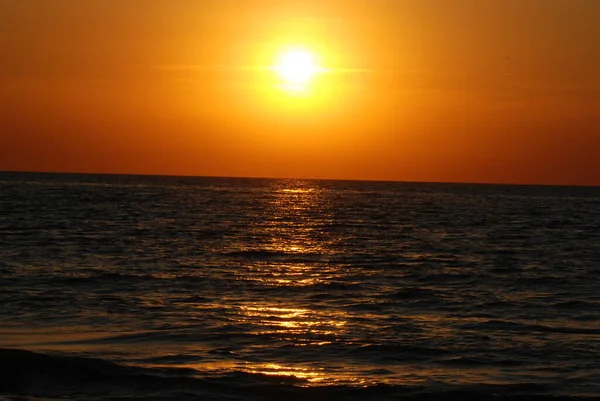 Salida Del Sol Sobre Mar — Foto de Stock