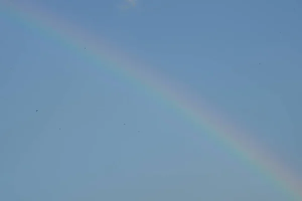 虹も虹はめったに虹ではありません — ストック写真