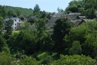 Pencereden şehre olan manzara.