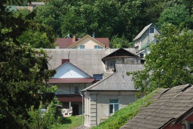 Pencereden şehre olan manzara.