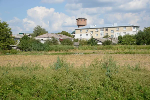 Utsikten Från Fönstret Till Staden — Stockfoto