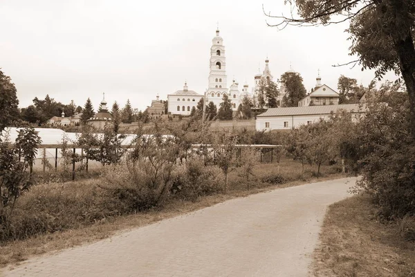 Церква Всіх Святих Почаїв Духовський Монастир — стокове фото