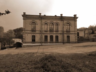  Antik çağlarda Kontes Dzembovskoyi 'nin eski malikanesi