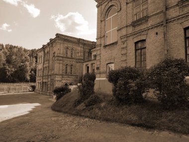  Antik çağlarda Kontes Dzembovskoyi 'nin eski malikanesi