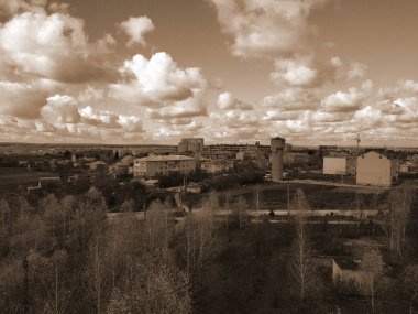 Pencereden şehre olan manzara.