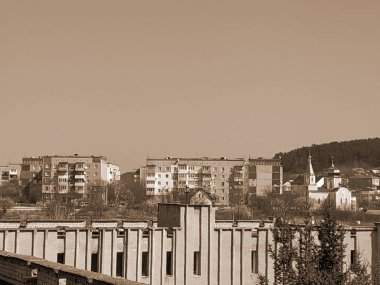 Pencereden şehre olan manzara.