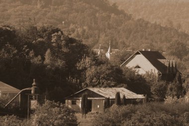 Pencereden şehre olan manzara.