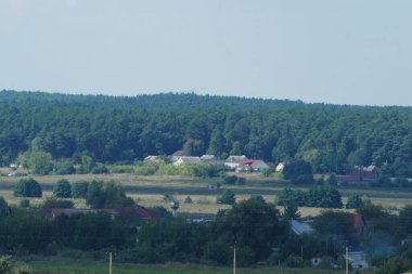 Pencereden şehre olan manzara.