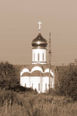 Kenar mahallelerdeki kilise